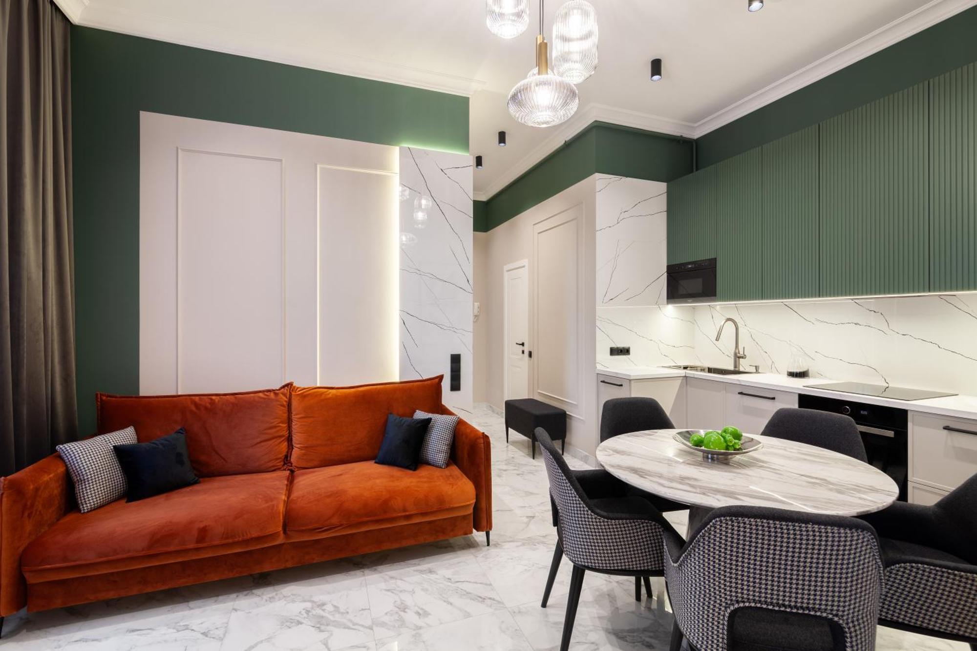 Leogrand Apartments On Franka 35 利沃夫 外观 照片