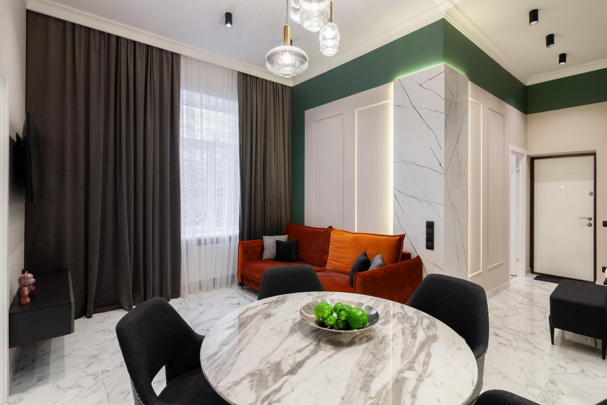 Leogrand Apartments On Franka 35 利沃夫 外观 照片
